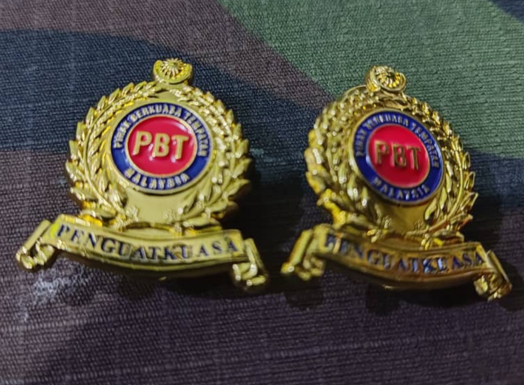 Collar badge PBT